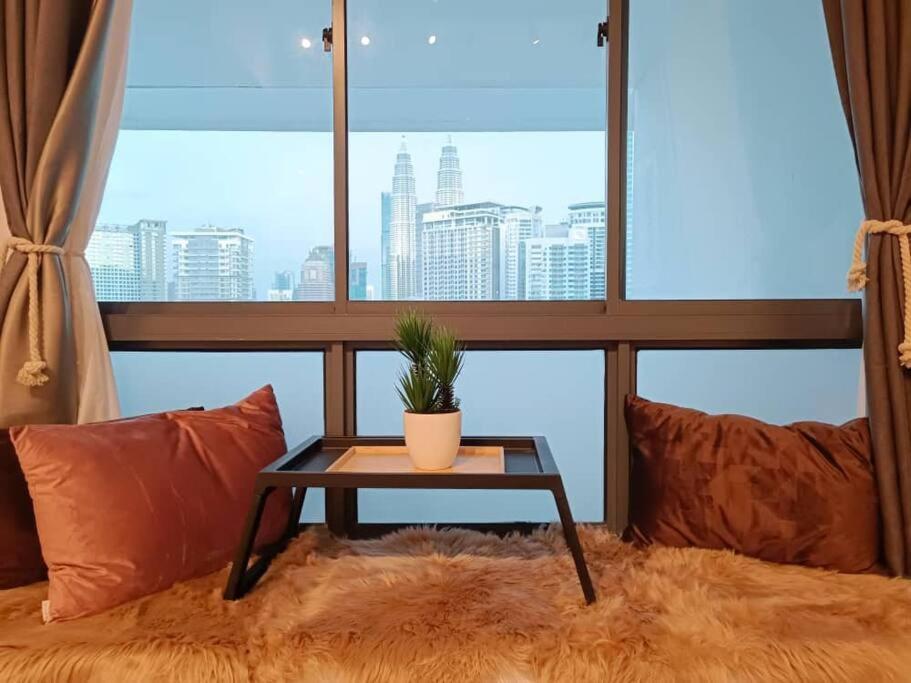 Apartament C14B Modern Infinity Pool Klcc Balcony View Kuala Lumpur Zewnętrze zdjęcie